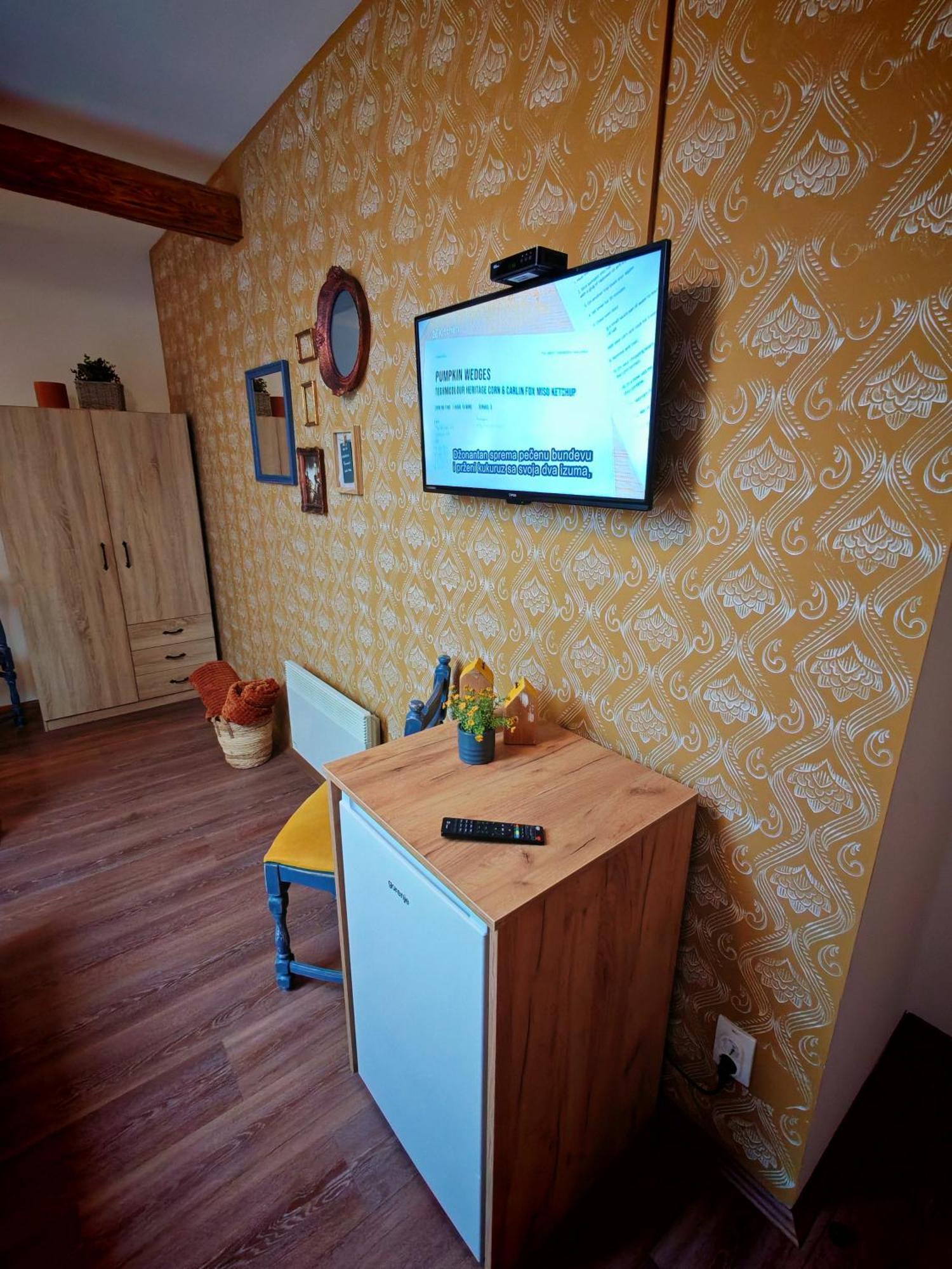Guest House Relic Sombor Esterno foto