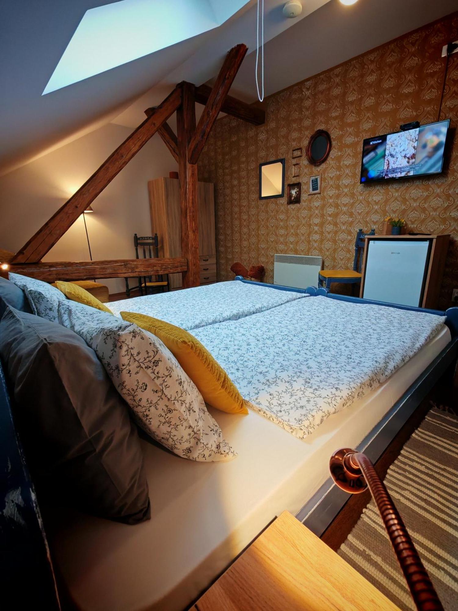 Guest House Relic Sombor Esterno foto