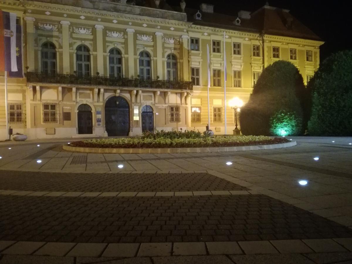 Guest House Relic Sombor Esterno foto